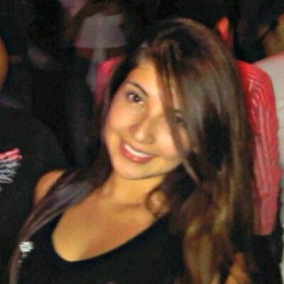 Soy Administradora de Negocios Internacionales. Guerrera del amor y con DIOS en mi corazón jamás seré vencida. MMB @revistaproom