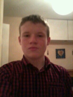 Im 14,Irish,I love acting and music instagram:colm10972