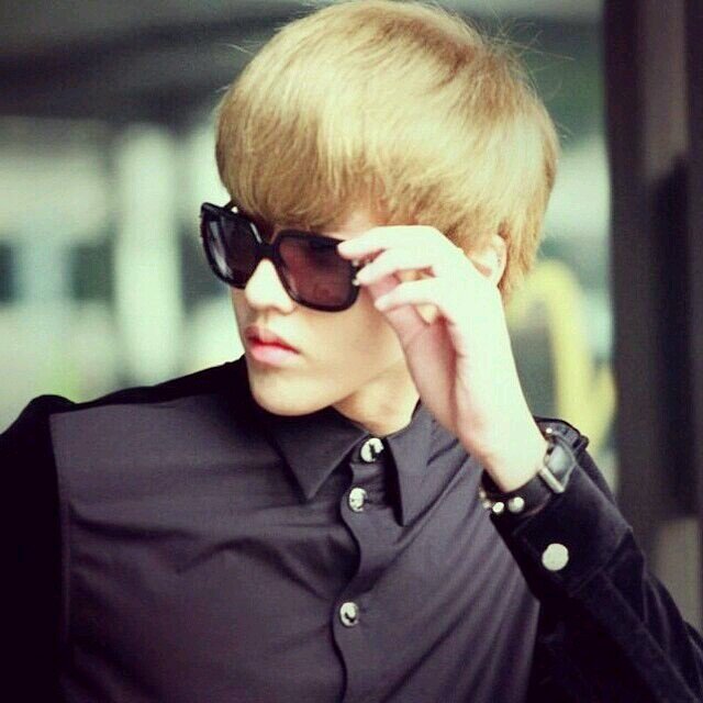 EXO Leader