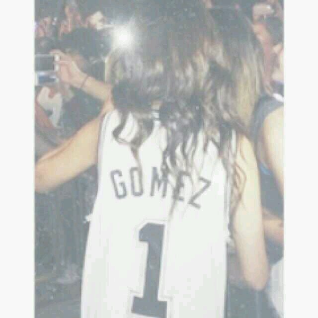 ~#Selenator #Mixer~ Follow @SmileOfLerrie :)