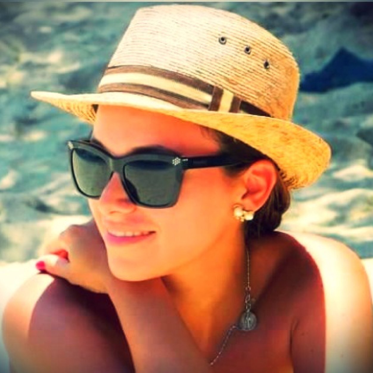 roxyro88's profile picture. 