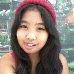 pengen punya pacar yang mirip kak Rizky Nazar :) :)