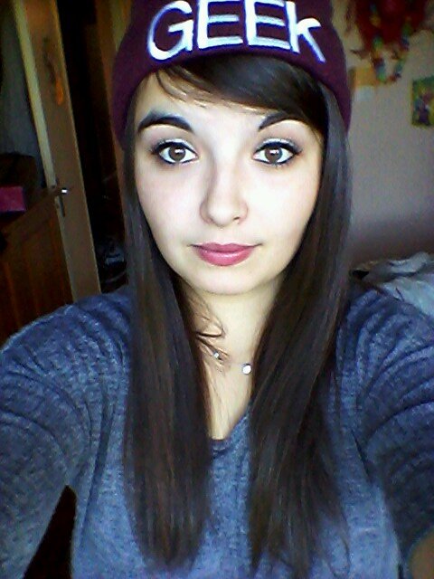 Ski♥
Amoureuse♥♥
Éleveuse d'ourse blanc♥
snapchat: sarranchlo