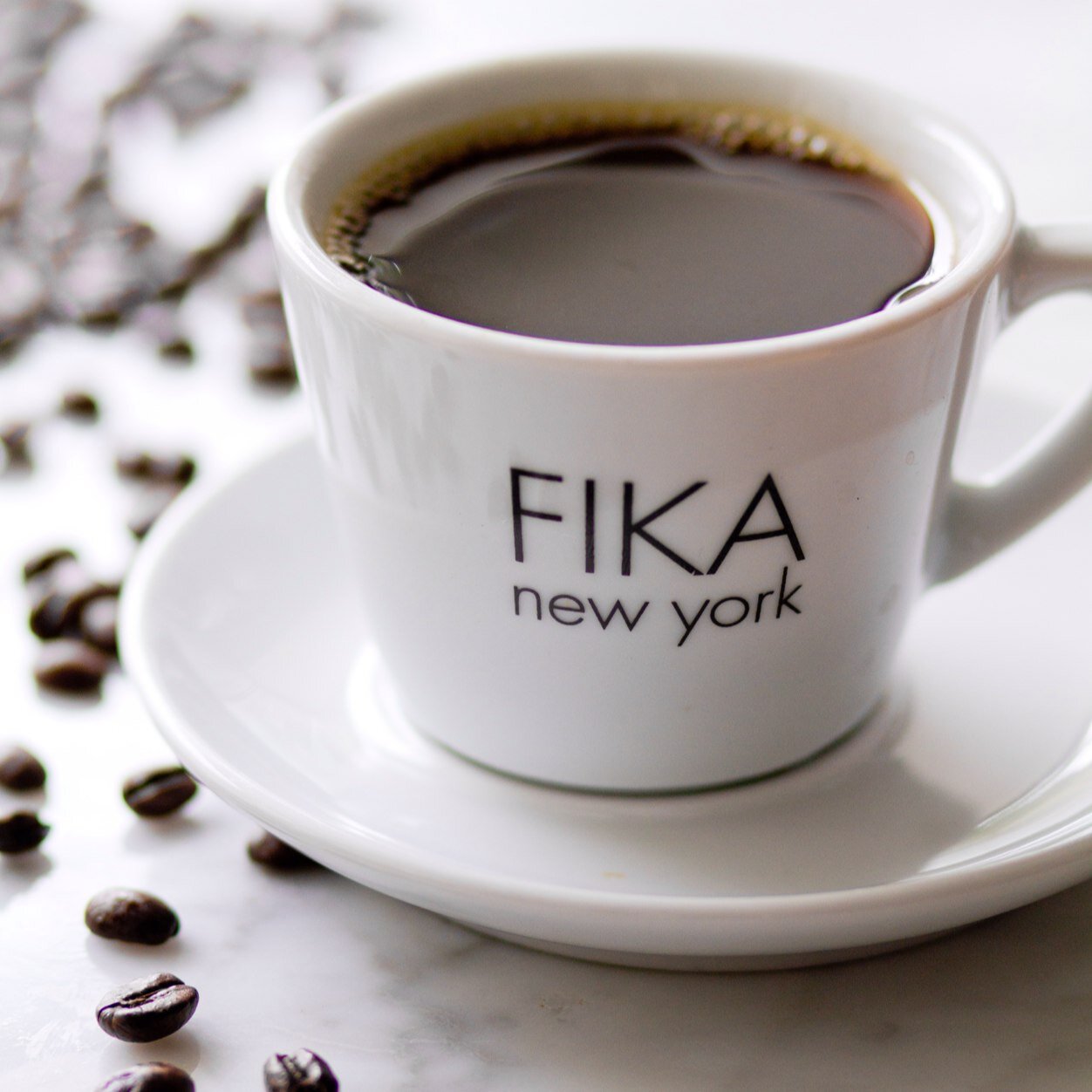 12 cafes in New York spreading the Swedish coffee culture. Committed to improve your coffee break and introducing the art of FIKA.