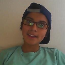 renzoriquelme98's profile picture. 3Te Quisiera dar un beso (88)3