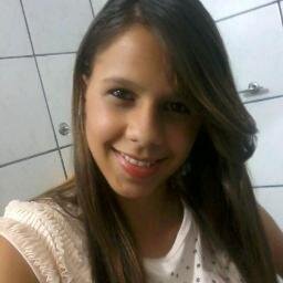 Tenho 16 Aniinhos..Uma familia Maravilhosa e um DEUS  inexplicado.. Segue ai. ;) Facebook: http://t.co/cdM31OuRZs