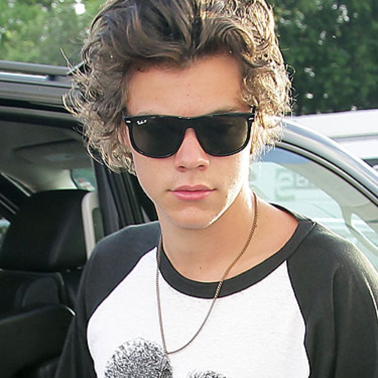 Zouliarryiall's profile picture. Tonight let's get some, and live while we're young!! Follow me! 1/5! i love you!! You're a directioner and that's what makes you beautiful! Harry followed 10/27