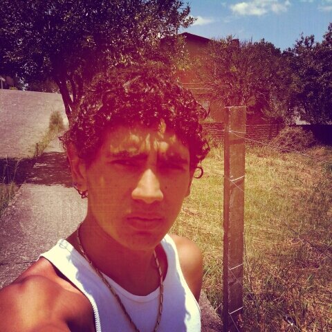 ooi Pâmy venhu aq p dize q agora so a best do bob u.u conheço ele a poco tmpo i tpo ba um amigo sem palavras..Meu mongo TMJ tpo assim p smp falo:3 p.@mina_locki