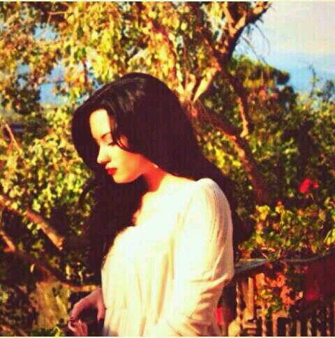 Cuenta creada para vivir dia a dia de la mejor cantante del mundo. Demi lovato 3 Stay Strong