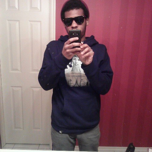 Twitch Streamer Casual/serious  gamer. http://t.co/fZC0cZkBkf  I follow back
