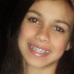 Dona do twitter @_quesedani  ✌ (caso block)