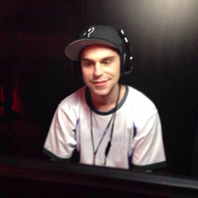 Call of Duty World Champion @CurseLV