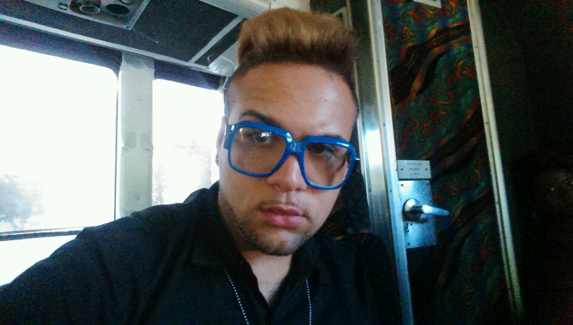 I am a professional Hair Stylist, Choreographer, MUA.