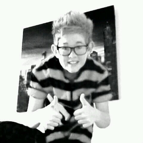 Follow my other accounts @Thom4sduffy and @TDUFFYforever (BMX,PENNYBOARDS,ROCK)