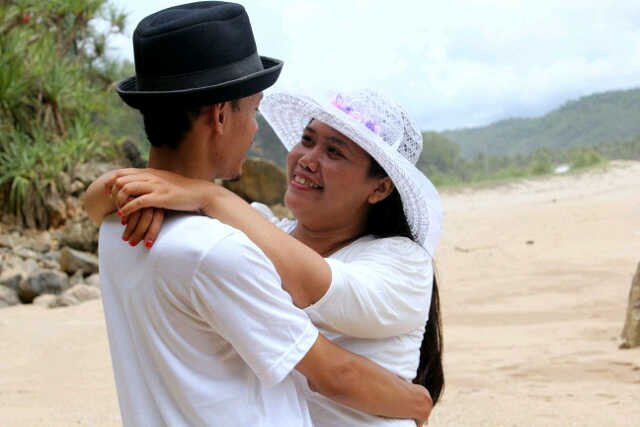 Leeshalistya's profile picture. @BudiAutomatic wife Facebook:https://t.co/vrSELdmubW(manage: @usha.hijab) 
BBM: 5BC1FD8B