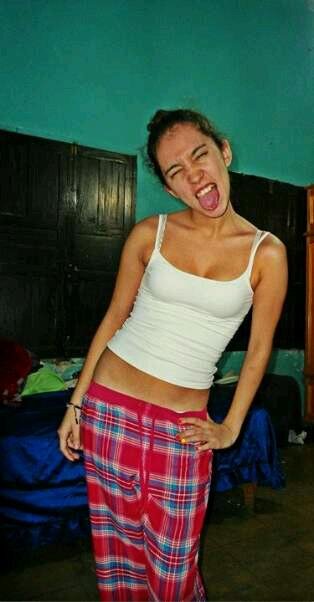 karmaori's profile picture. Tengo 19 años & una bebe Hermosa llamada Ivanna3