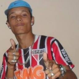 lrpatati's profile picture. sii a vida e louca noix são mais louco aiinda ♫♪