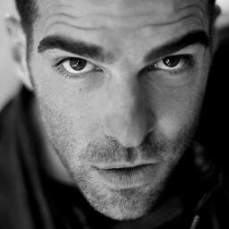 outrightenglish's profile picture. Hey, girl, I love @zacharyquinto                                                        Created on 10/27