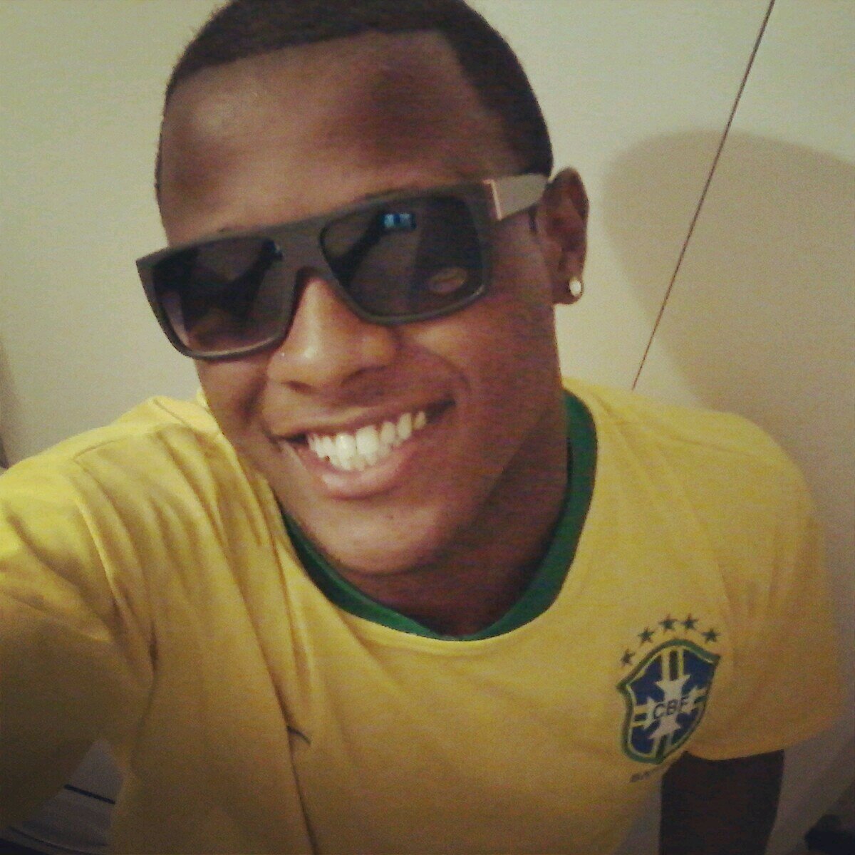 me perguntaram se eu tinha medo? medo...nao.eu sei que e alto mas eu vou pular sou ousado... OUSADIA E ALEGRIA HE THOIS