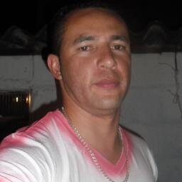 Vivo a vida como se estivesse vivendo o ultimo dia de vida.
