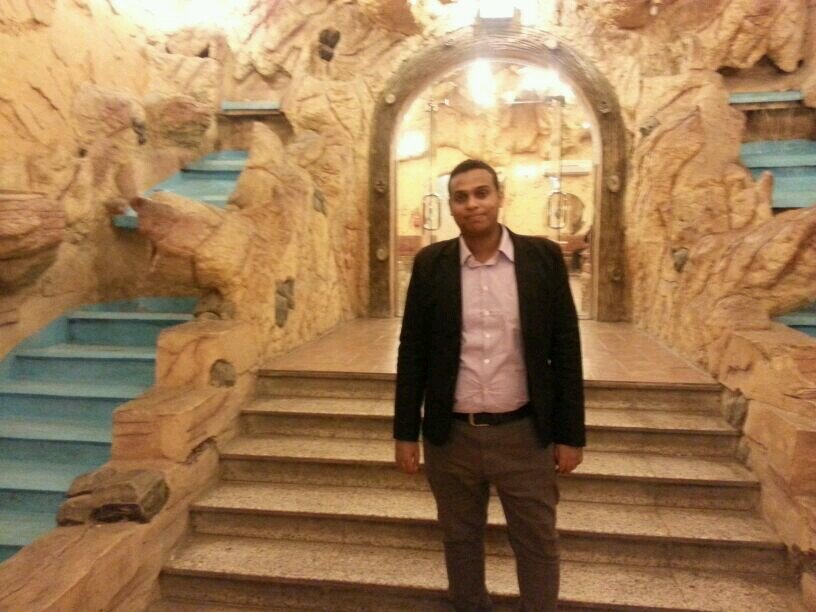 . أحب أن أوجه رسالة . لكل من أخطأت .... و قصرت بحقه : أو أذيته و زعلته : بقصد أو بغير قصد : أقول من كل قلبي  : أنتو لسا ما شفتوش مني حاجه سنتكم سوده استنوني في