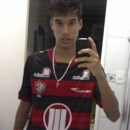EU SOU O CAMINHO A VERDADE E A VIDA AQUELE QUE ME SEGUE NÃO VIVERÁ NAS TREVAS ..  (JESUS).