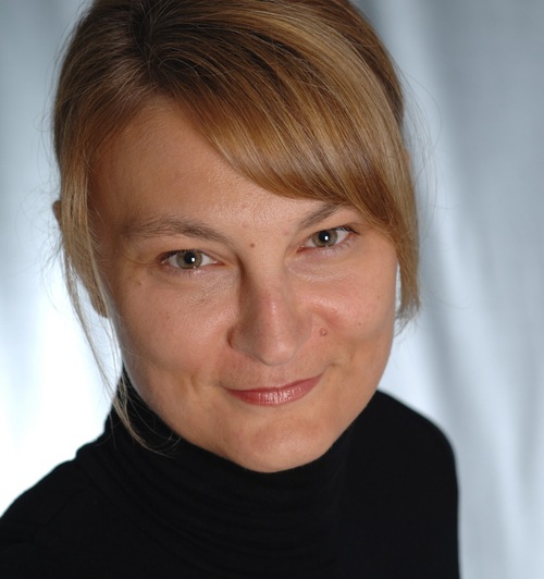 Loves 2 face the challenges of #TechRecruiting #ITRecruiting #Personalmarketing, #Lecturer, #Mentor, fascinated by the idea of #CollaborativeConsumption