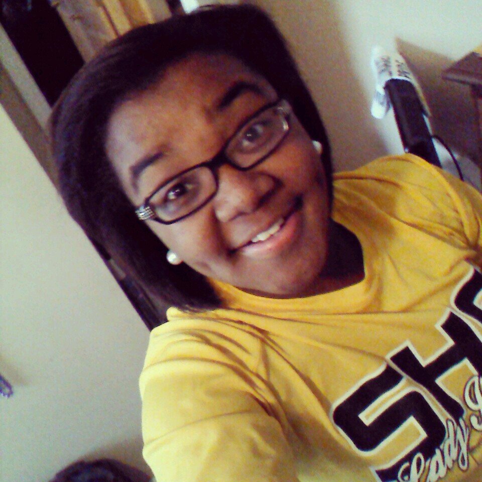 iG : thatsskayeee_  Softball Junkiee ⚾