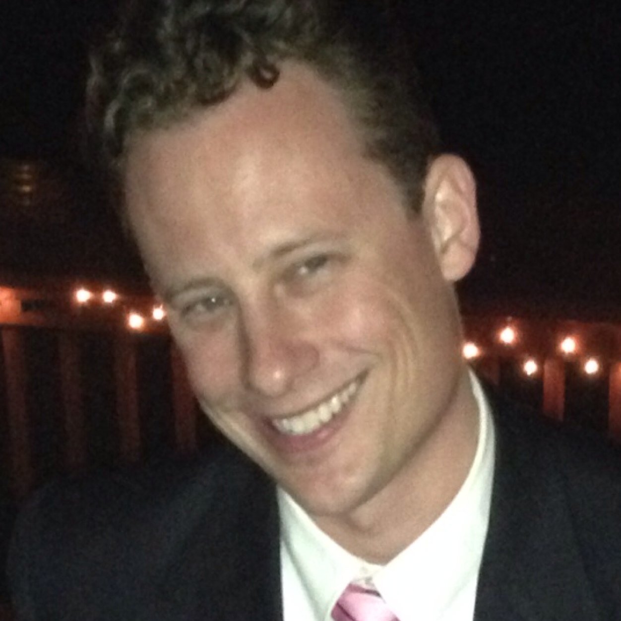 Father, Husband, Neurologist, RPCV (Nicaragua 02-04), & ukulele enthusiast