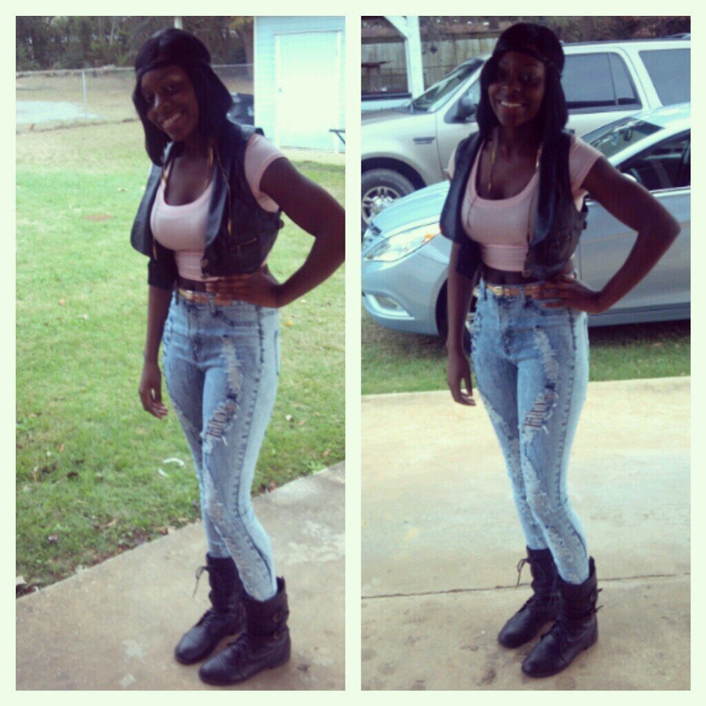 Pearls_N_Chanel's profile picture. I Am A Woman With A Education, Career, & Two Boys Who I Adore. 
Hit Up My DMs For More Information About Me.