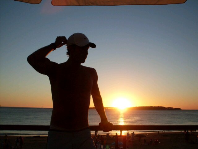 Sou feliz e agradeço por tudo que Deus me deu...