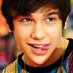 i gave you a free follow so follow @itzA_mahomie                                              she follows back