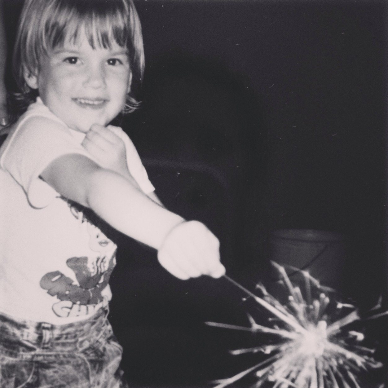 kellyannStClare's profile picture. Girl, Boy, Tofu.