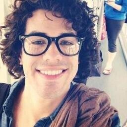 Fa clube dedicado ao @SamAlvesMusic -  ♥CachinhosDoSam♥Samurais♥Campeão♥TheVoiceBrasil