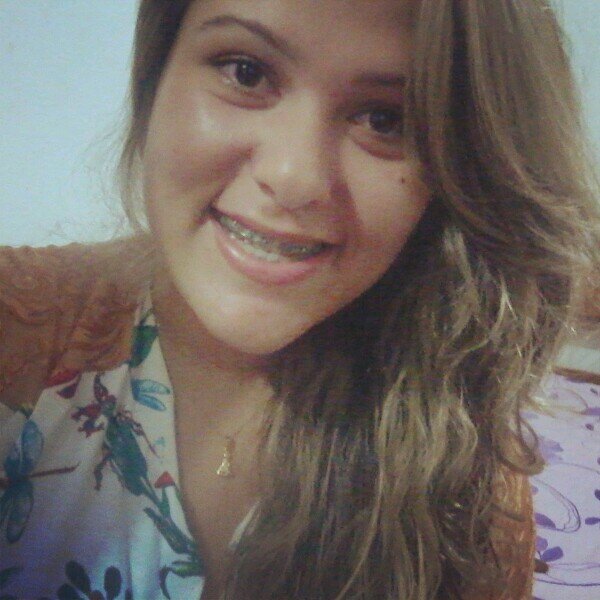 Então, esta é minha vida. E quero que você saiba que sou feliz e triste ao mesmo tempo, e ainda estou tentando entender como posso ser assim. ;)