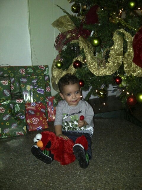 Soñadora, enamorada de mi Hijo agradecida con dios por ser maravilloso.... esperando recibir grandes cosas!!!