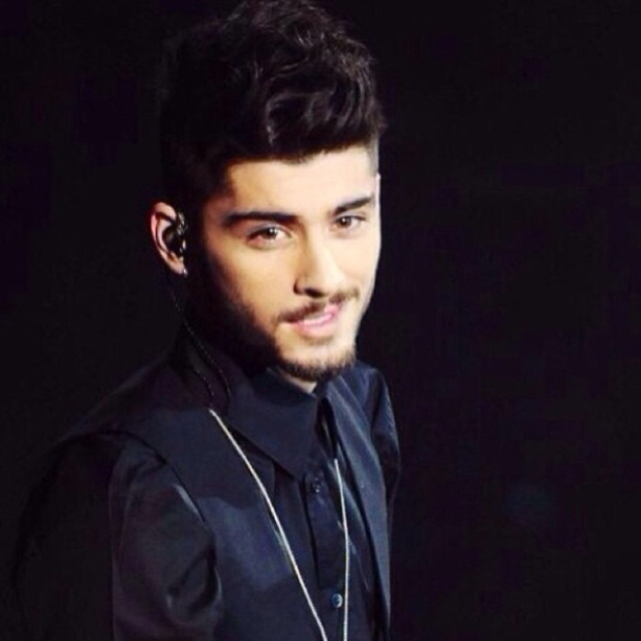 fetuszirry_'s profile picture. hi babes :) here's a free follow and if you'd be so kind as to follow @rxspypayne