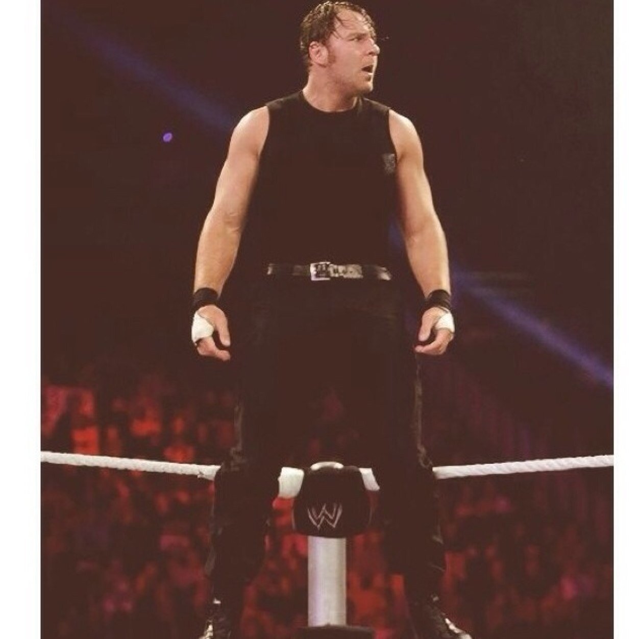 Please go follow @desiraenicole_ because she gave you this free follow and she loves you :)