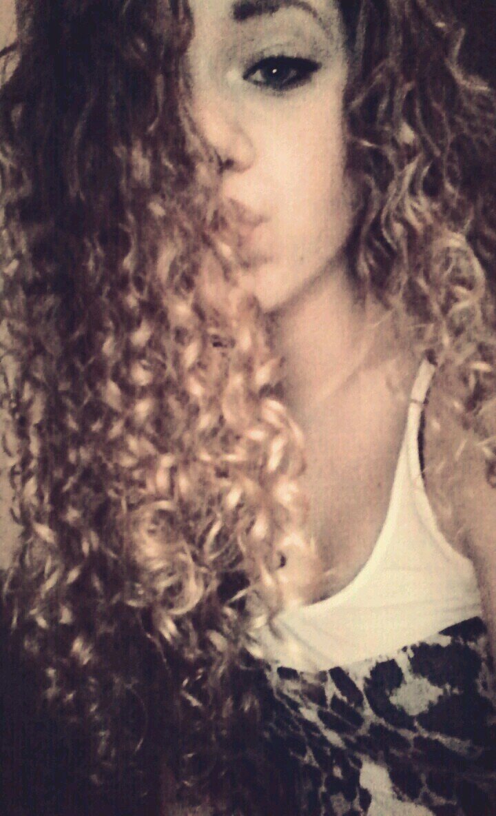 • Best boven alles en iedereen @AliciaFD_ •  ♡  •