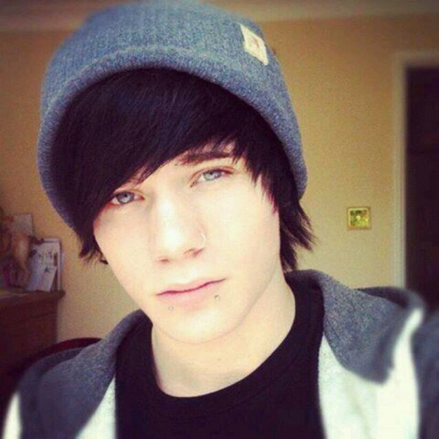 I'm Miles and I like cats.