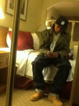 Hand_sum1's profile picture. June 15