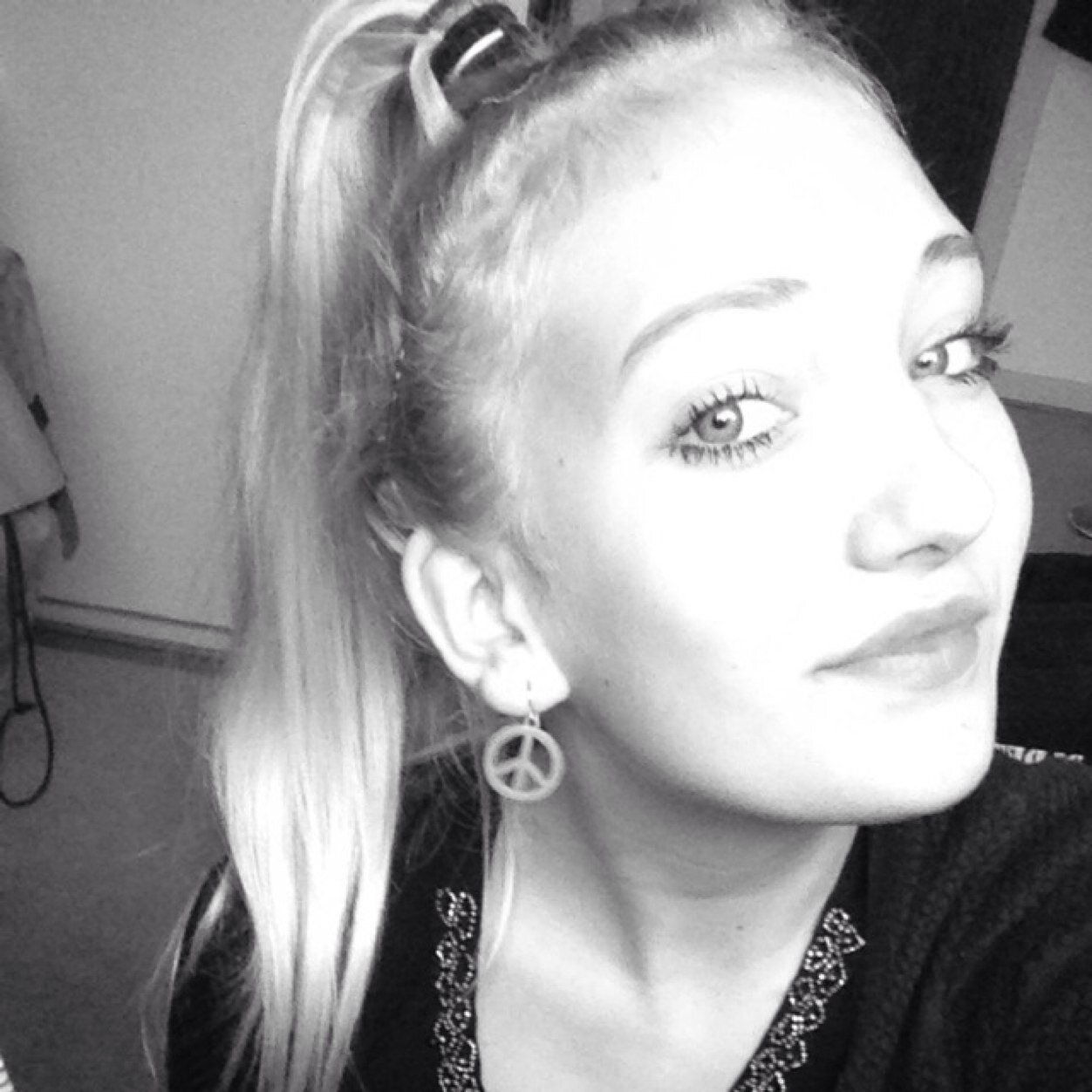 #Singing#acting#playing football#dance❤