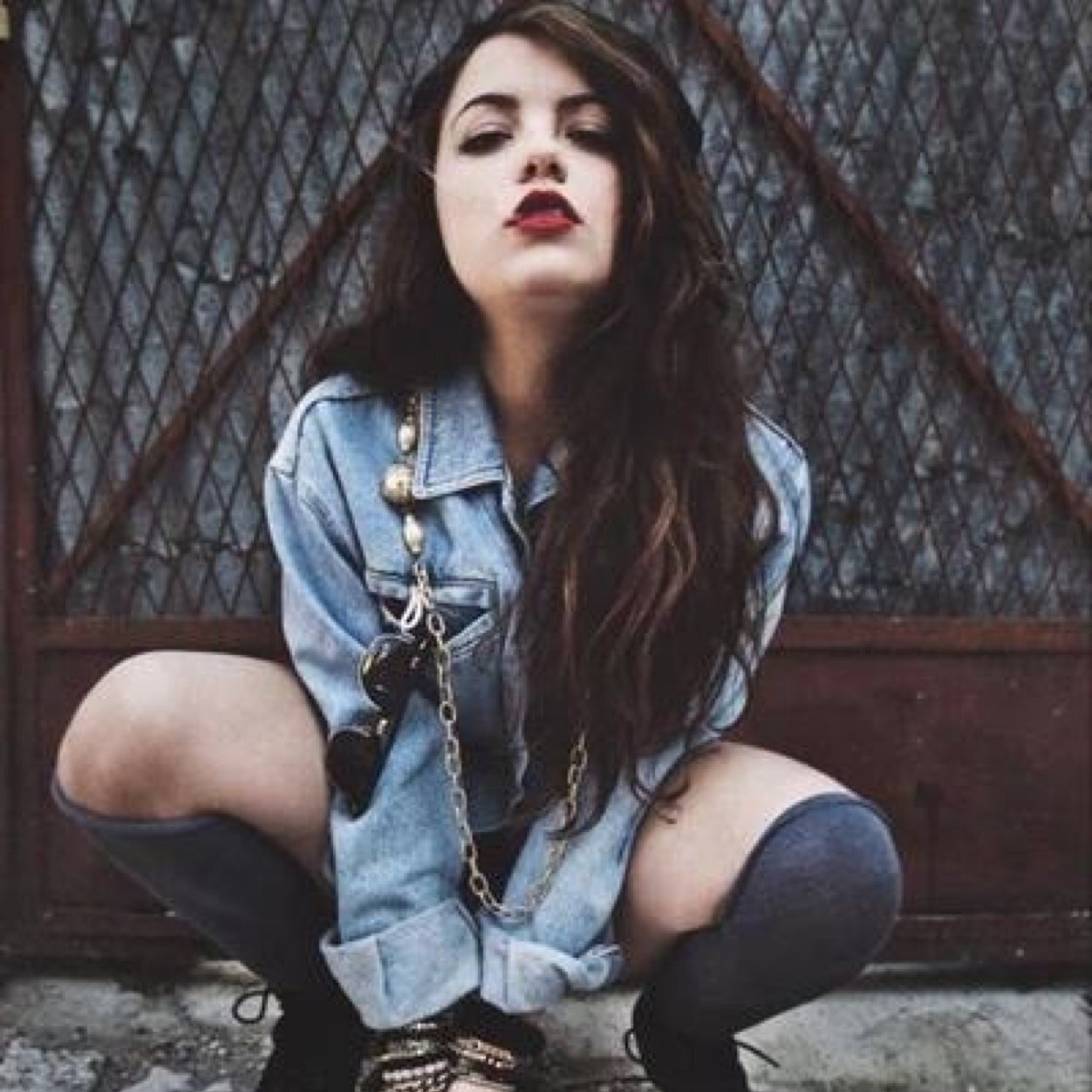 // single \\ Inhale the good shit, exhale the bullshit xx Im no angel sweetheart, im the opposite