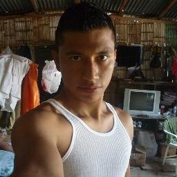 soy alegre divertida #humilde y respetuosa y poética en la forma de alegría