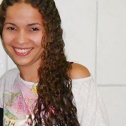 SOU UMA GAROTA MUITO FELIZ!!!