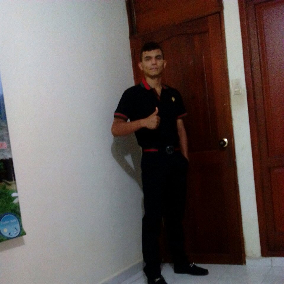 Me llamo Oscar  Dario Jimenez Muñoz, Mi Bff @michelleeeeZ_ , Hincha del atlético Nacional, Paisa, 16 años, Bendecido por Dios♥