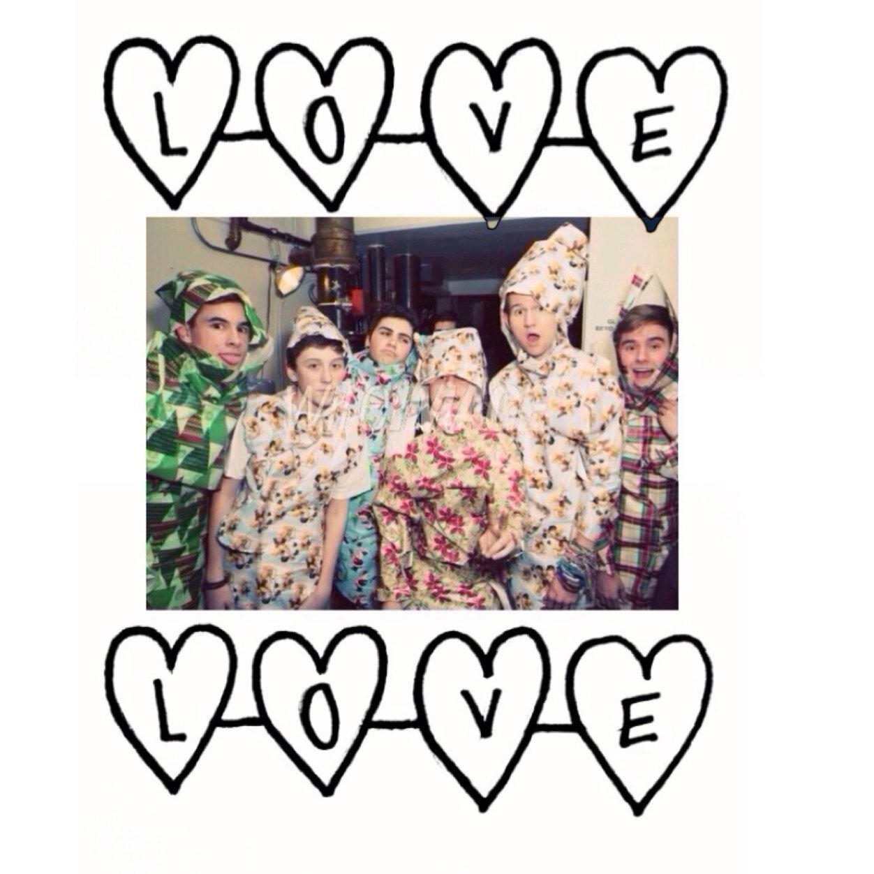 thatso2lohtroak's profile picture. dedicated to the main bitches am i right ladies