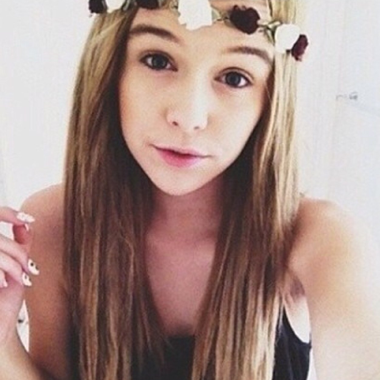 Sometimes you will never know the true value of a moment until it becomes a memory. [Single/RP]
