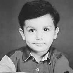 E se você quiser, te dou meu sobrenome  (@luansantana )