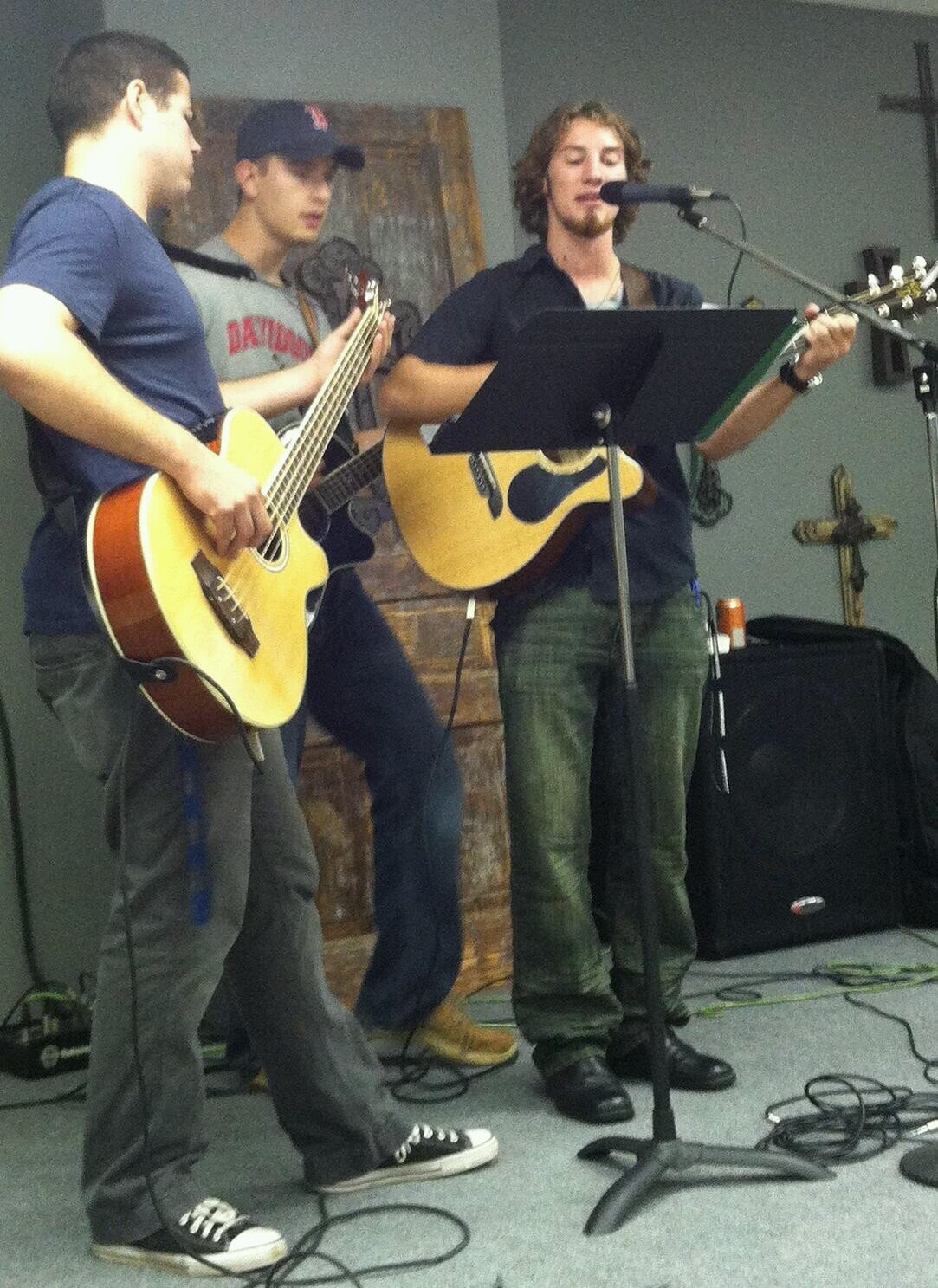 Outstretched_'s profile picture. (FIRST DEMO OUT) 
Christian/Worship band
We want the whole world to hear the great news of the gospel
@BradenRaySloan @BenNewman45 @zanopearce